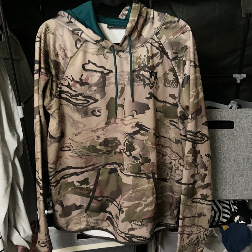 Under Armour Women’s hoodie